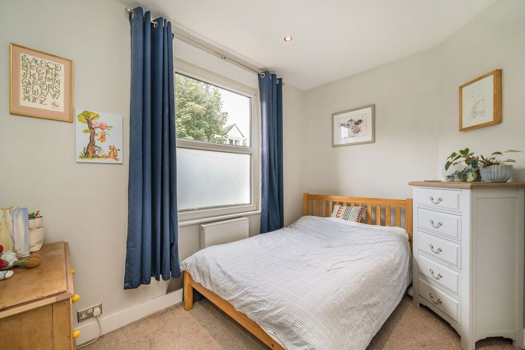 Property photo 3 of 10