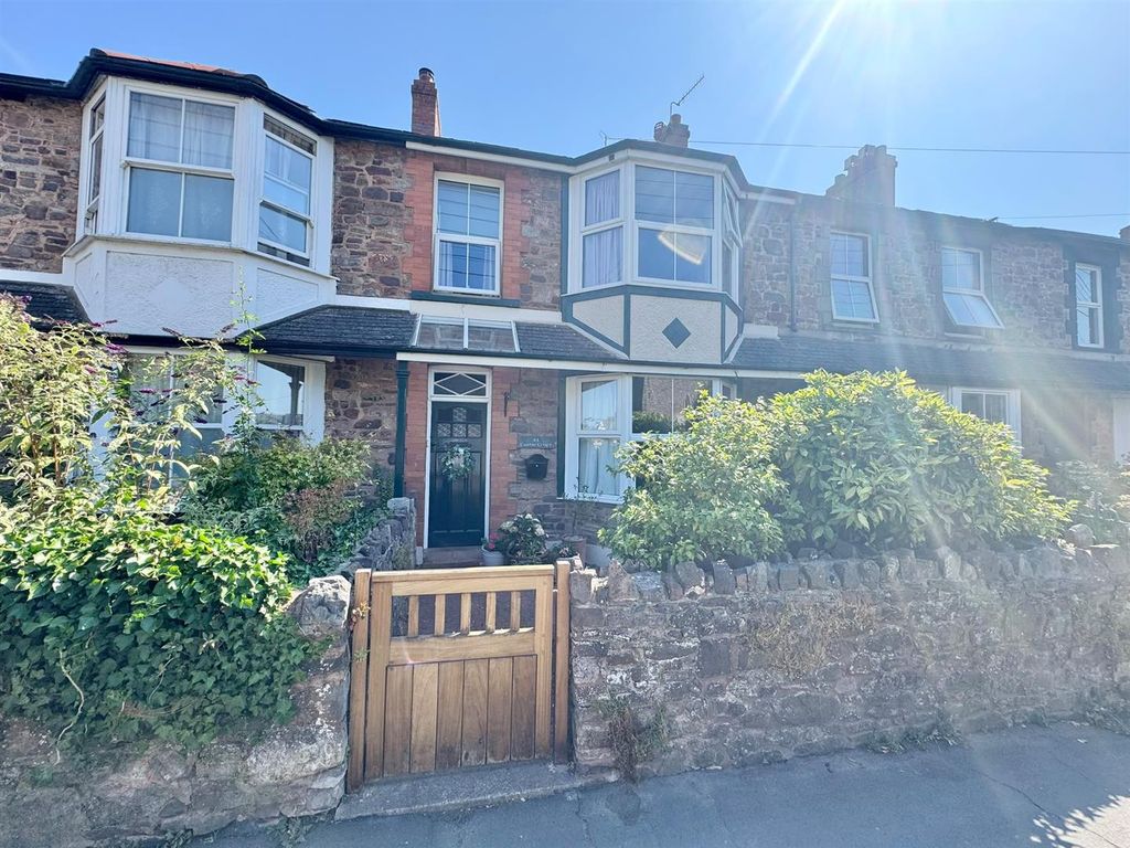 Property photo 1 of 18