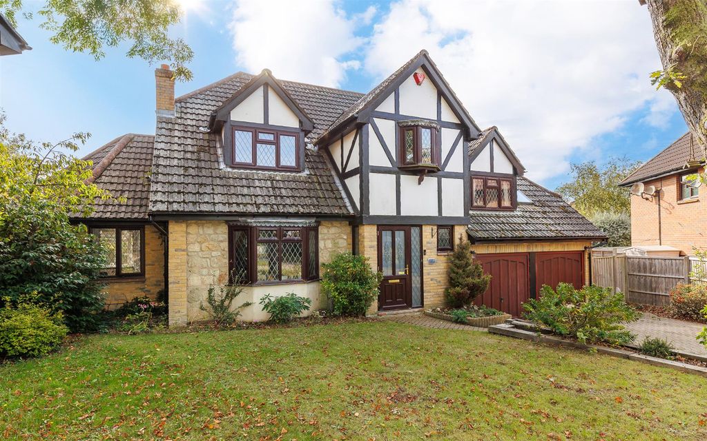 Property photo 2 of 33