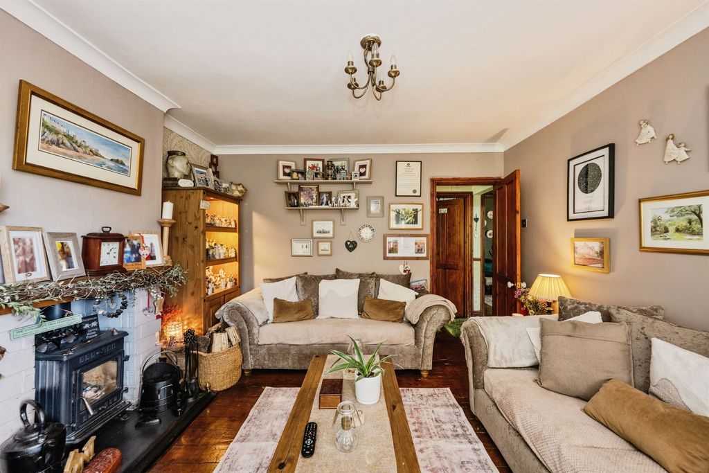 Additional image 5 of 3 bed detached bungalow for saleHeol Eithrim, Clydach, Swansea SA6