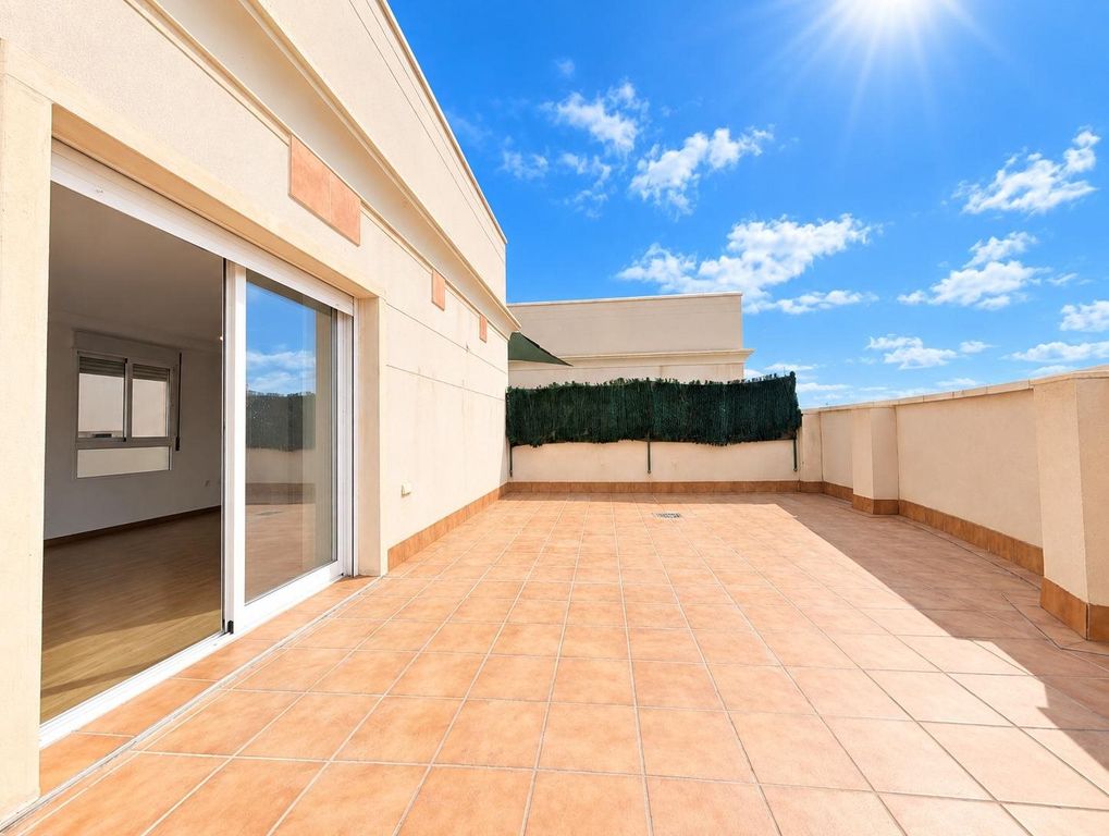 Property photo 1 of 24 Penthouse With A Private Terrace In Travalón, Elx