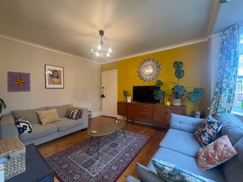 Property photo 2 of 7 Photo 2