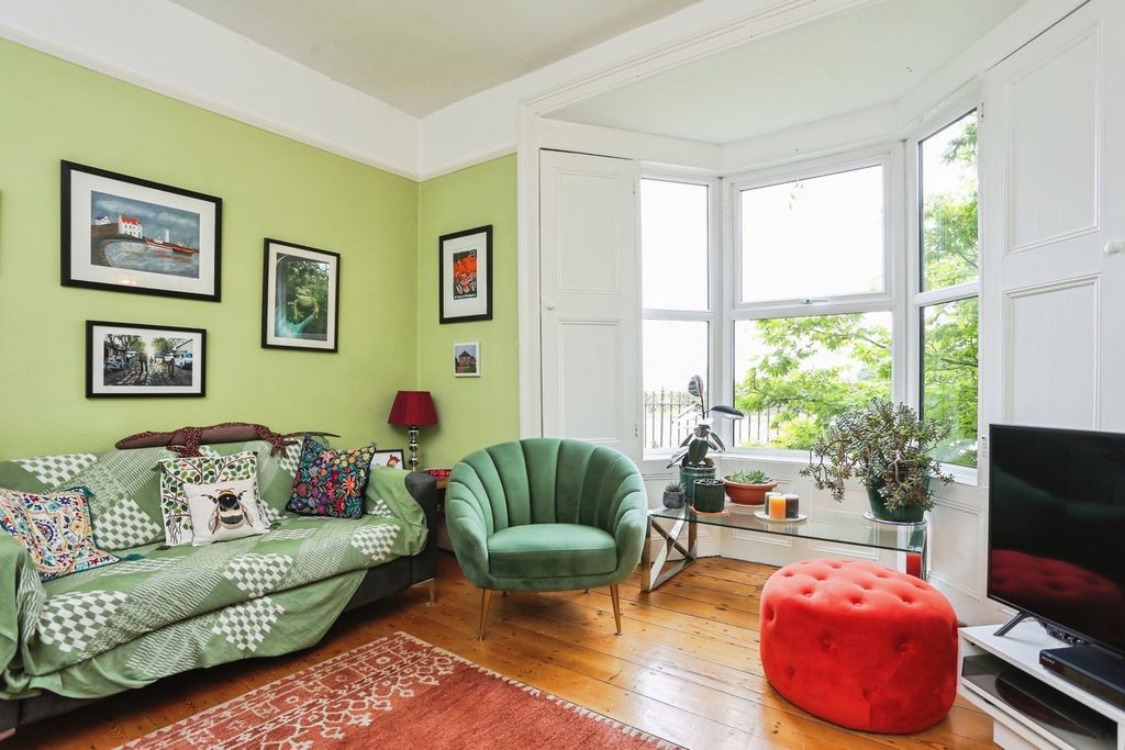 Property photo 3 of 20