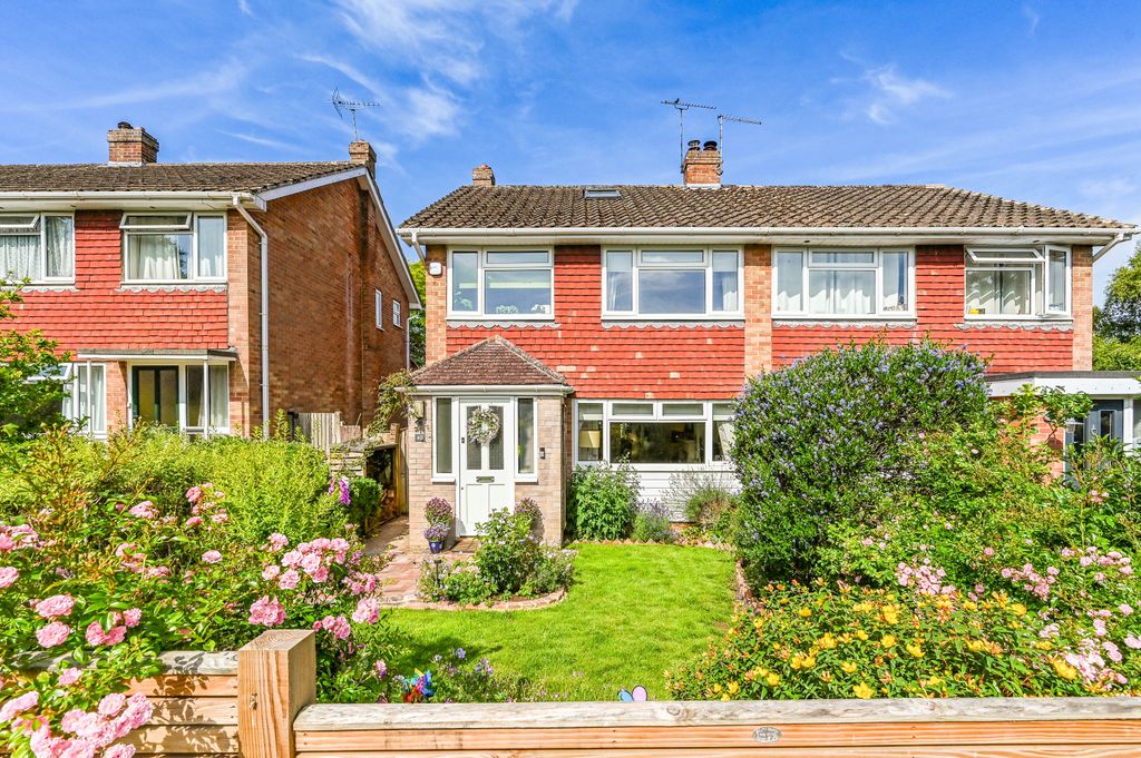 Property photo 1 of 29 40 Nursery Road