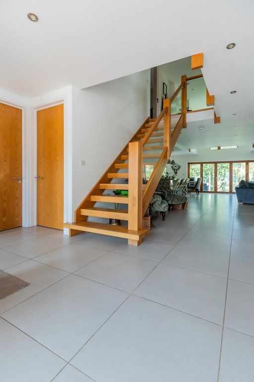 Property photo 2 of 24 6 (16 Of 36).Jpg