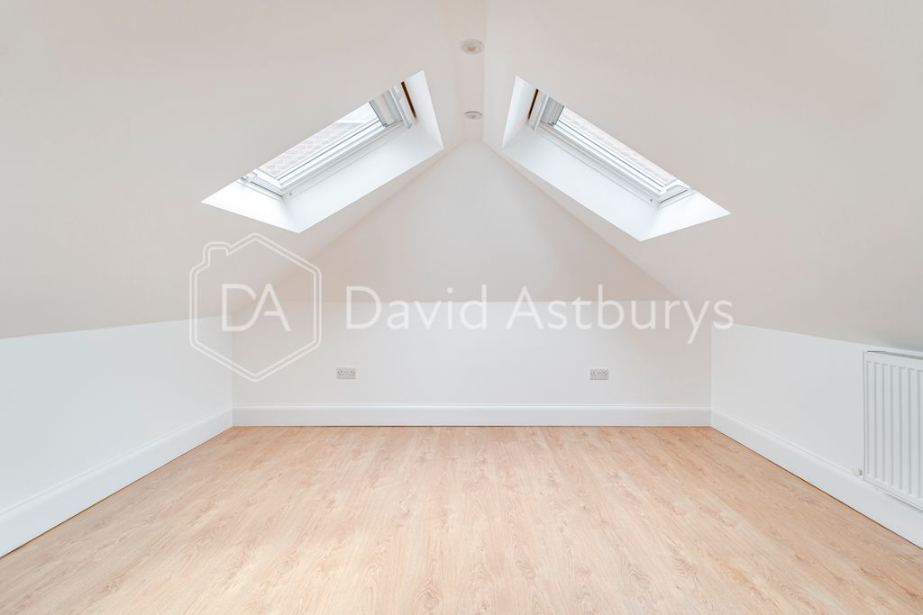 Property photo 1 of 8 Ndb01688_Enfused