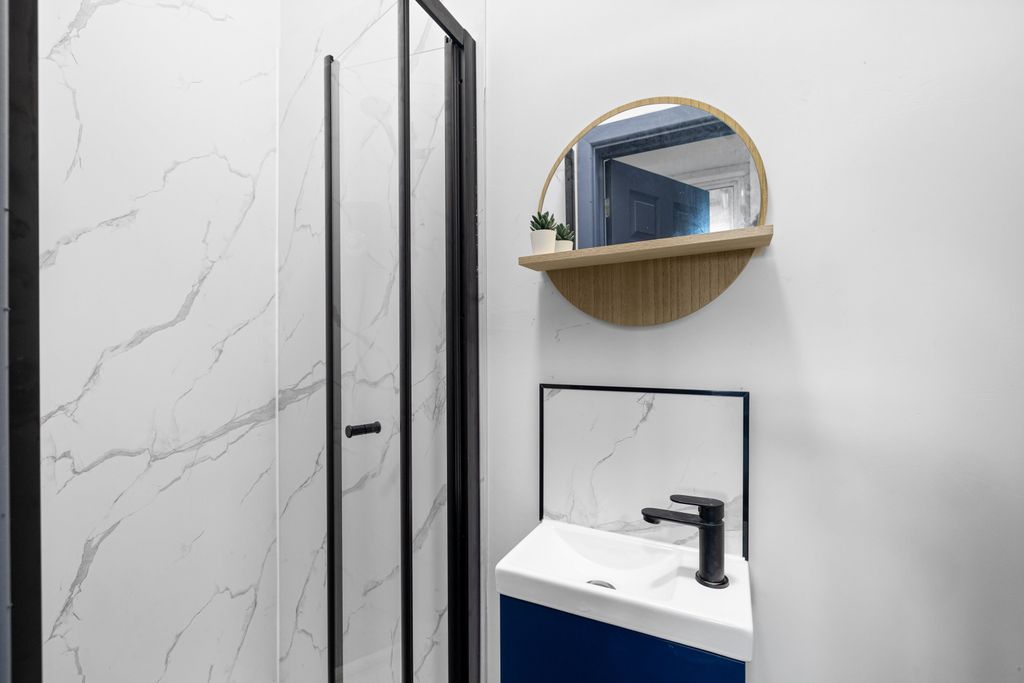 Property photo 2 of 6 0018