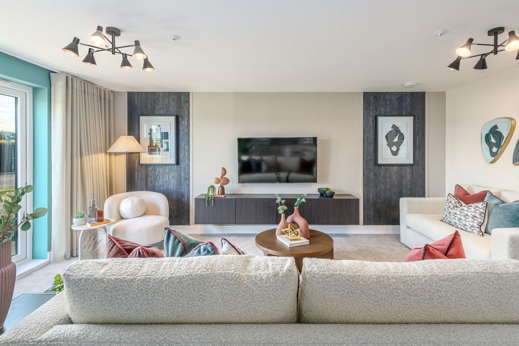 Property photo 1 of 18 West Craigs