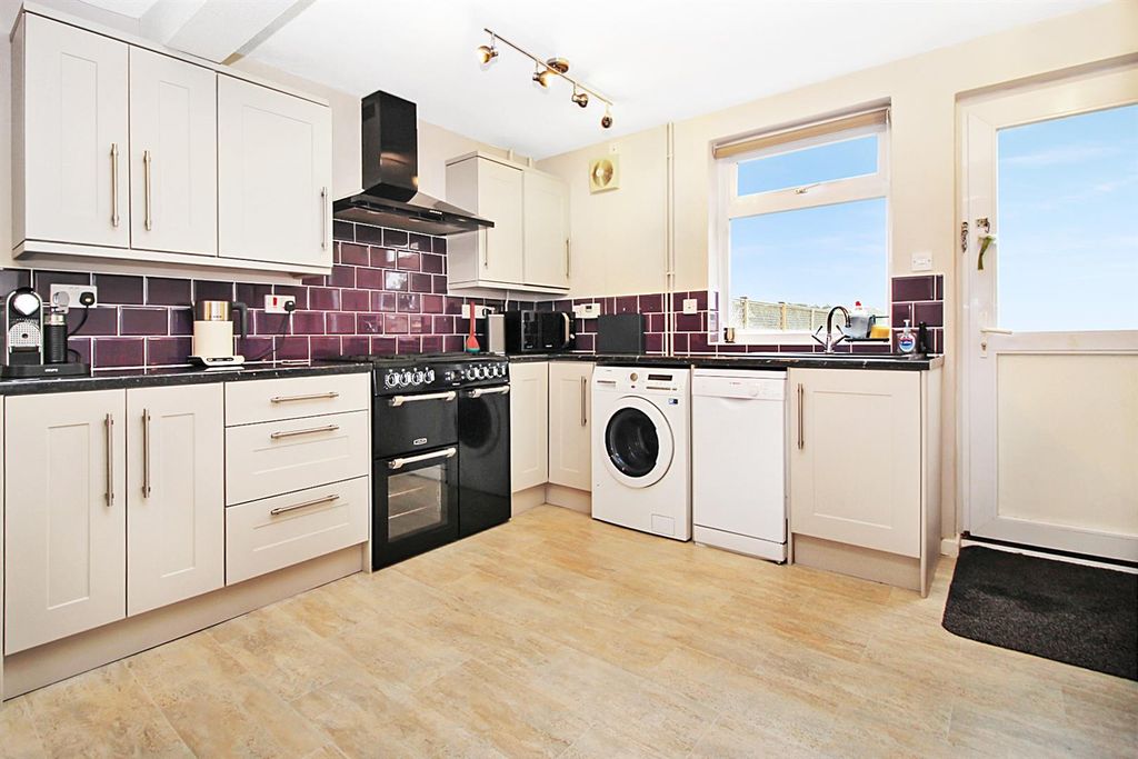 Property photo 2 of 3 Kitchen