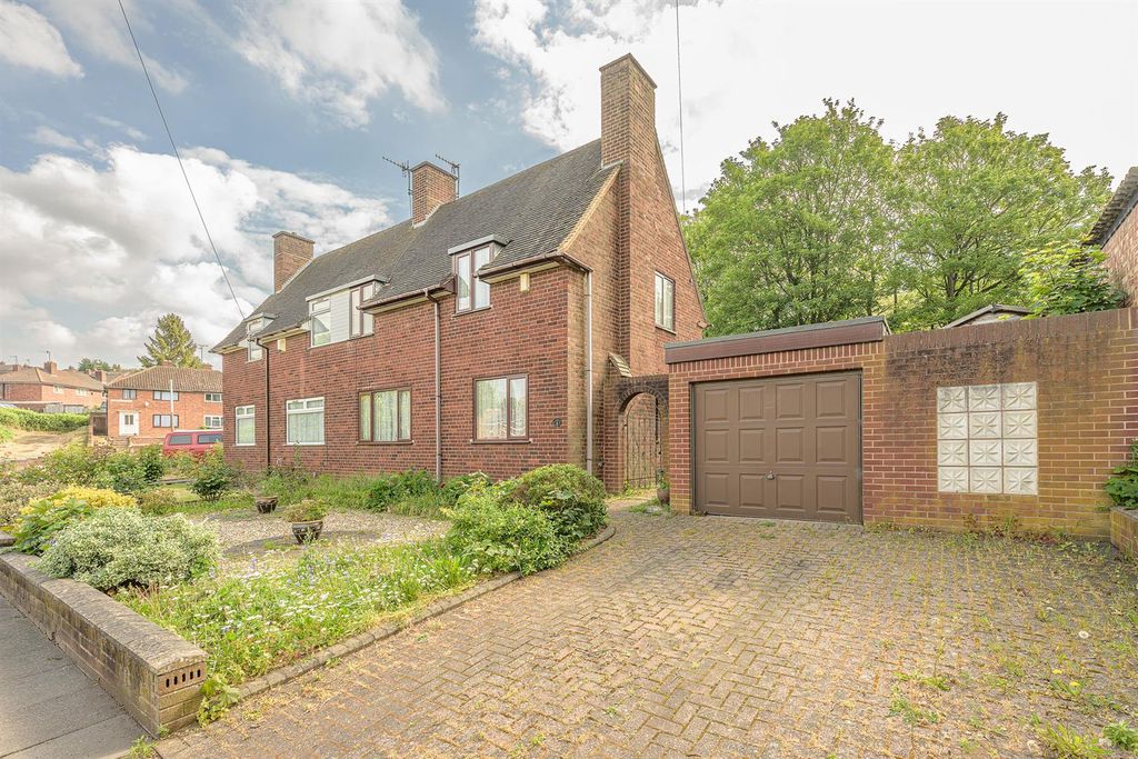 Property photo 1 of 18