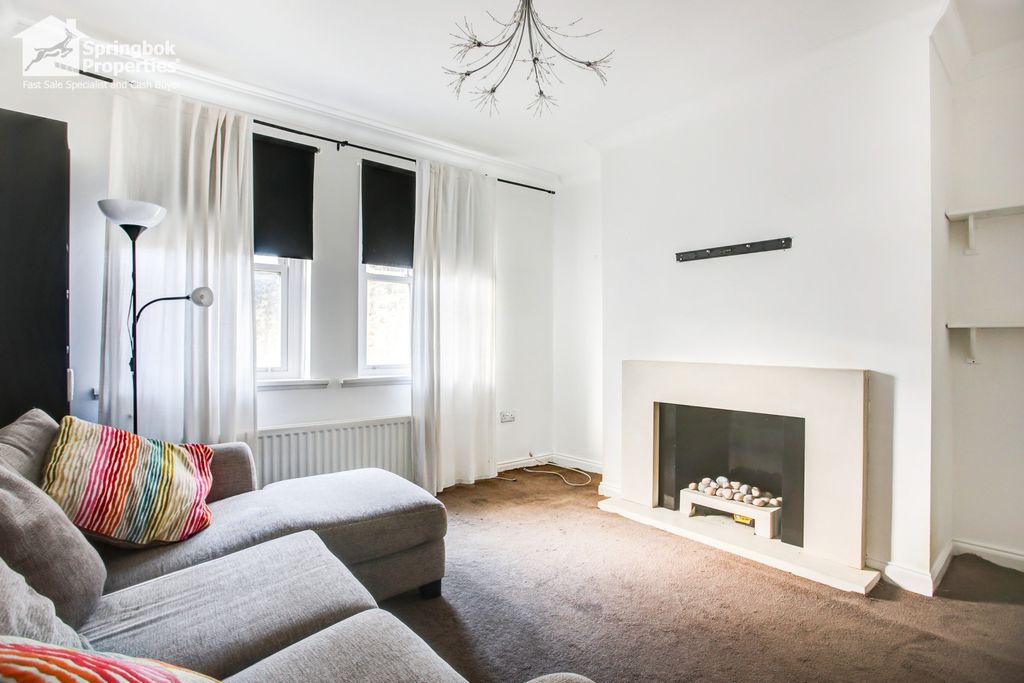 Property photo 2 of 10 Image 2