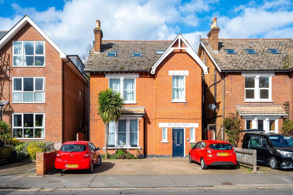 Property photo 1 of 16