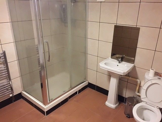 Property photo 3 of 11 9