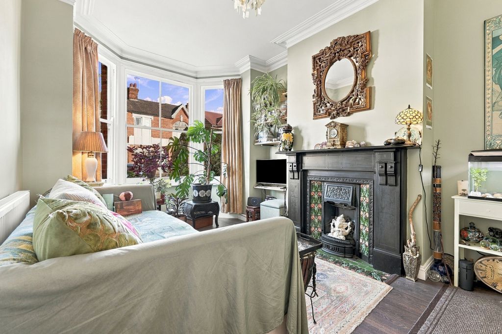 Property photo 2 of 16