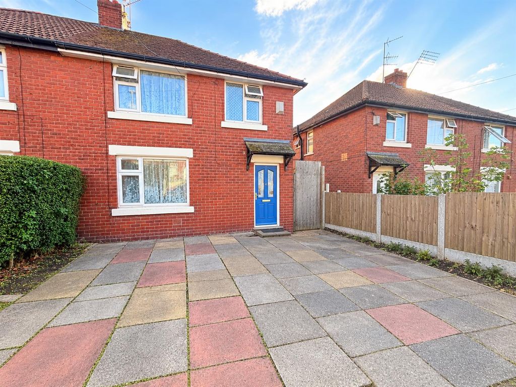 Property photo 1 of 8
