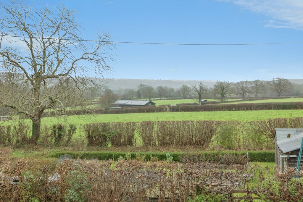 Property photo 3 of 14 Pbox-Img.Jpg