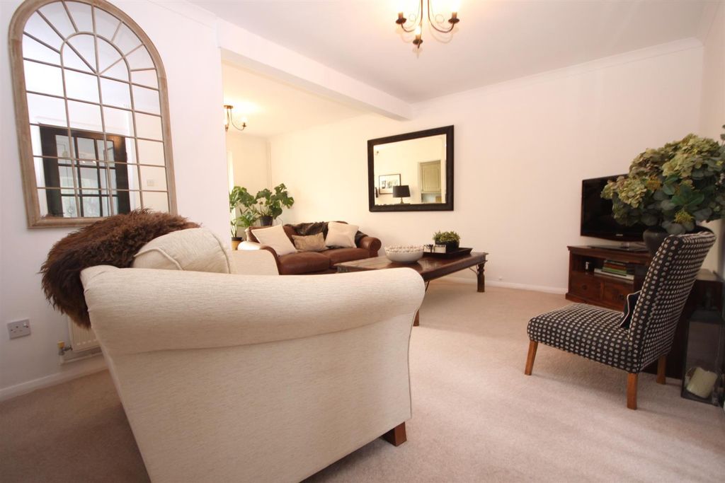 Property photo 3 of 15 Img_1283.Jpg