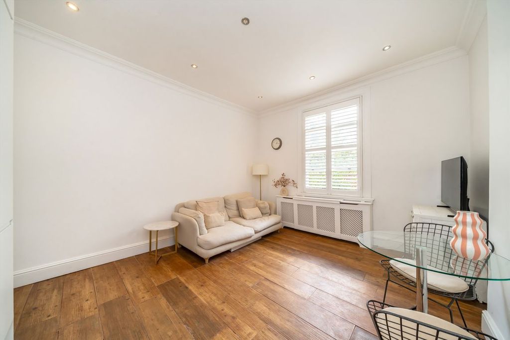 Property photo 2 of 4