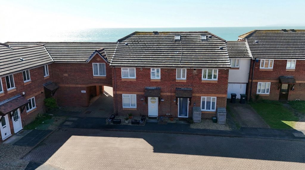 Property photo 2 of 50