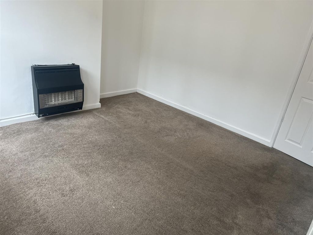 Property photo 3 of 12 Image00003.Jpeg