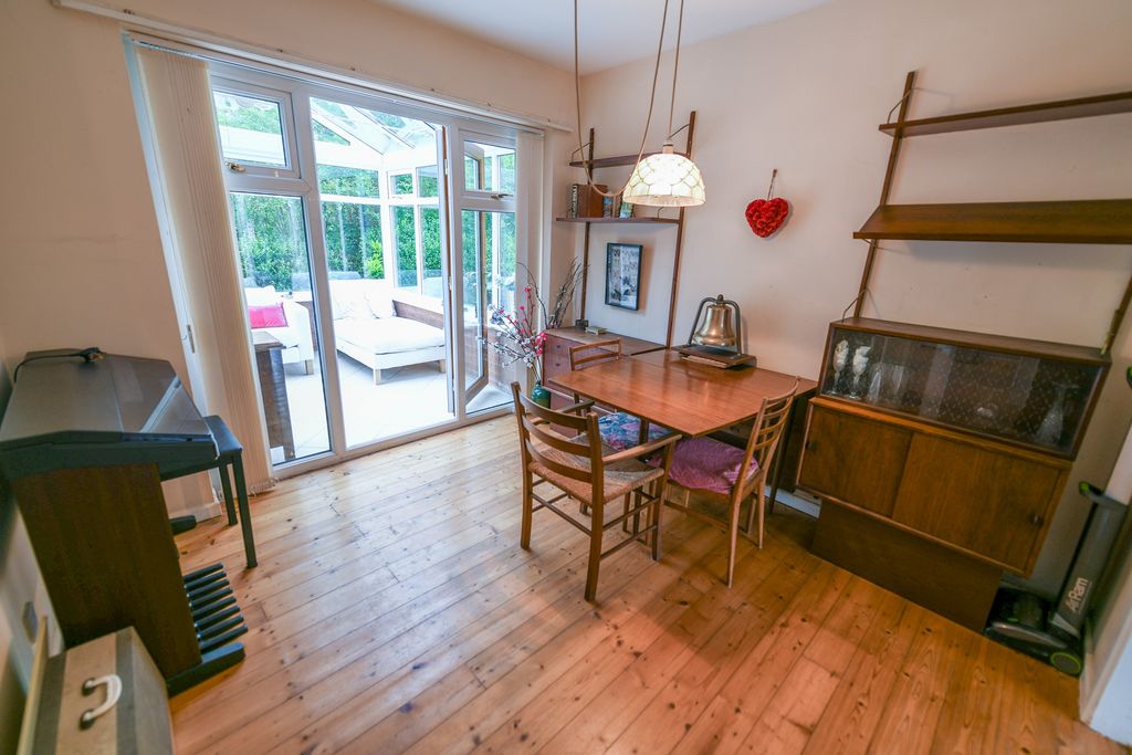 Property photo 3 of 17 Dining Room