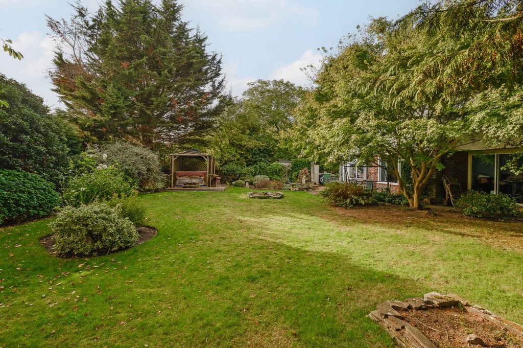 Property photo 3 of 12 Crosshaven-12.Jpg
