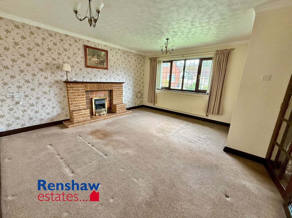 Property photo 2 of 13 L