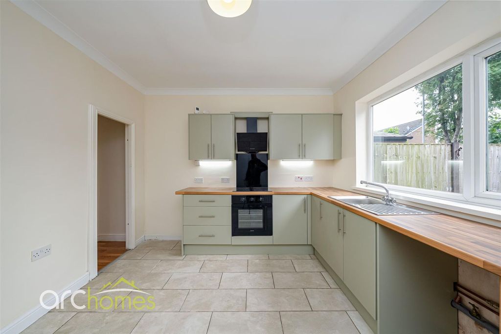 Property photo 3 of 17 Alma-5.Jpg