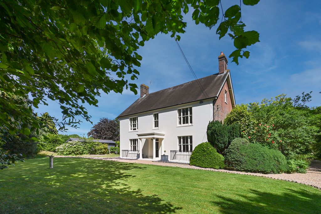 Property photo 1 of 85