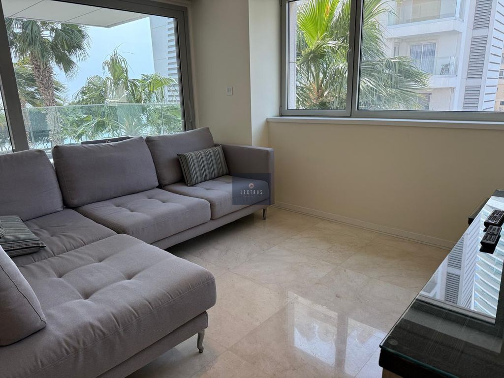 Property photo 2 of 36