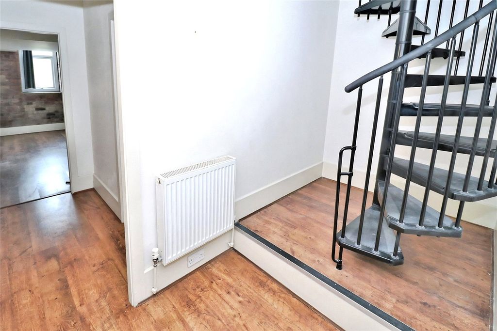Additional image 6 of 1 bed flat for saleBradford Road, Dewsbury WF13