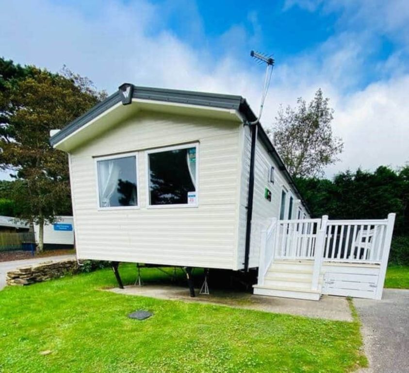 Property photo 2 of 22