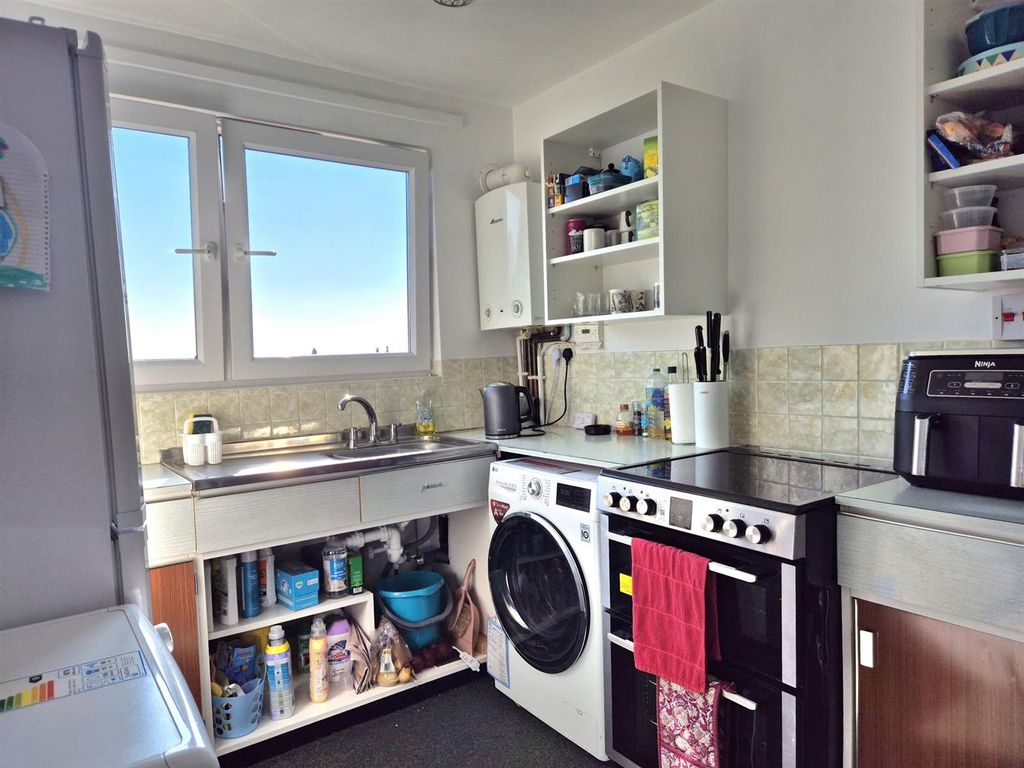 Additional image 4 of 2 bed flat for saleArundell Road, Weston-Super-Mare BS23