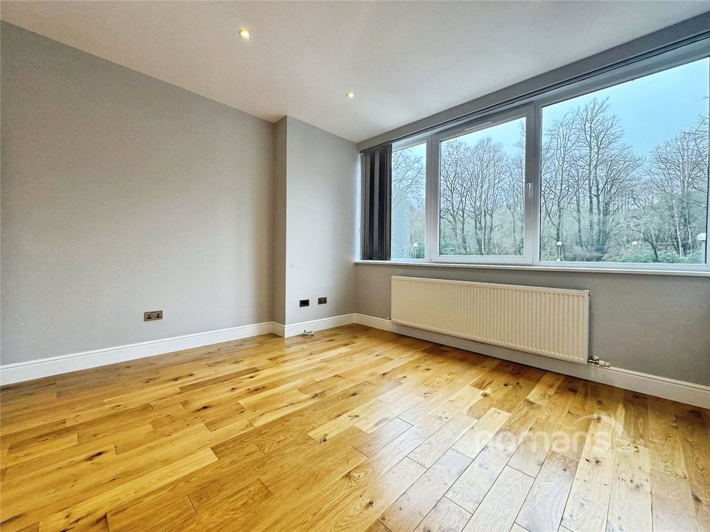 Property photo 2 of 7 Picture No. 07