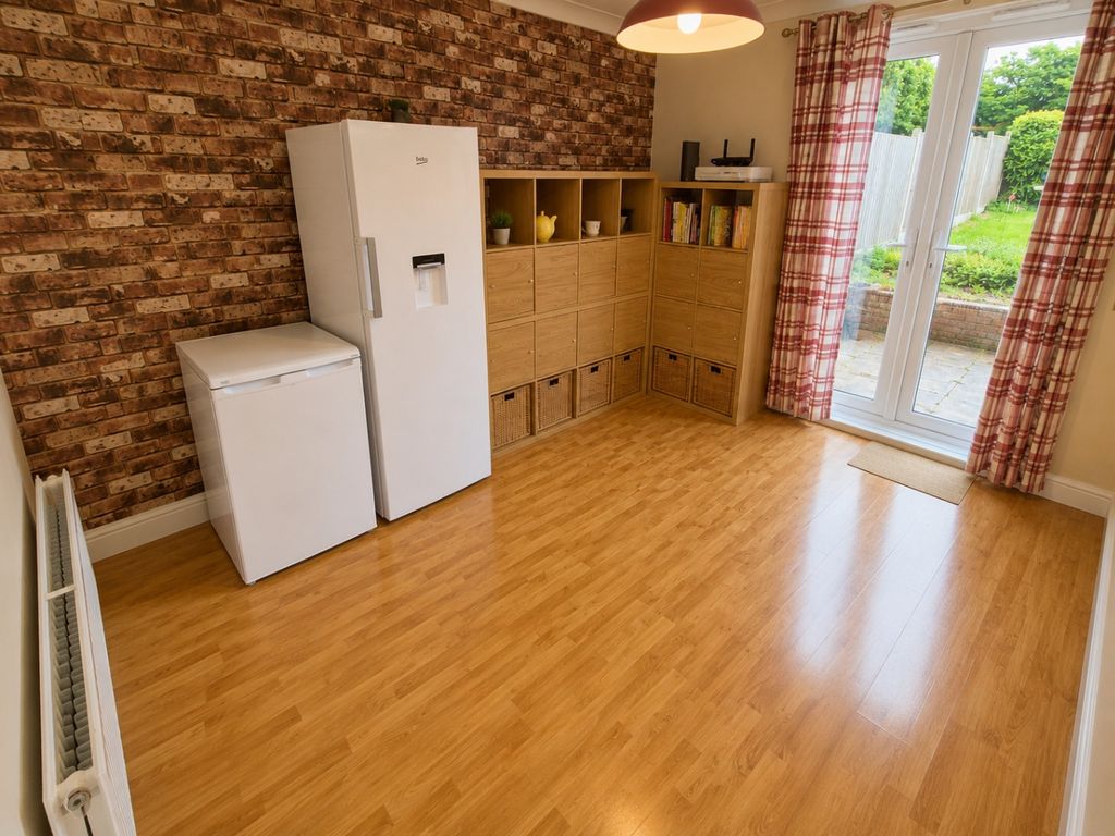 Property photo 2 of 12 5083072