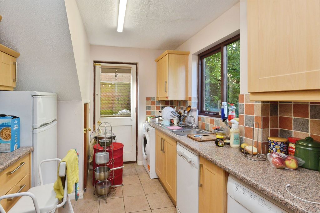 Property photo 3 of 16