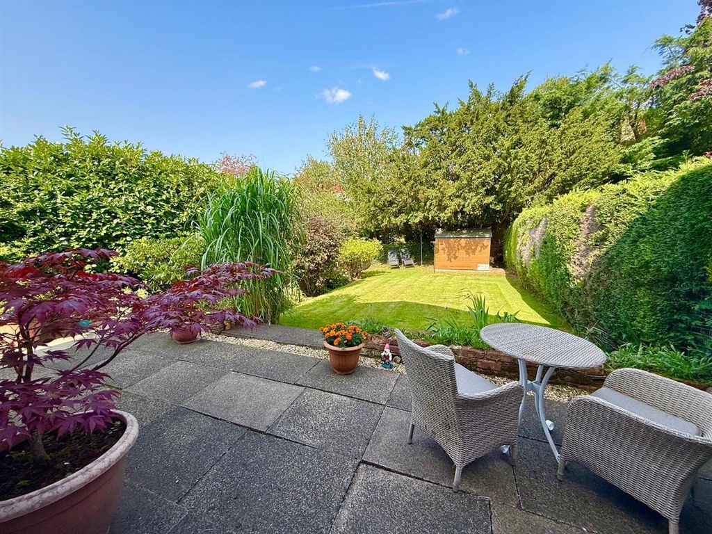 Property photo 2 of 17