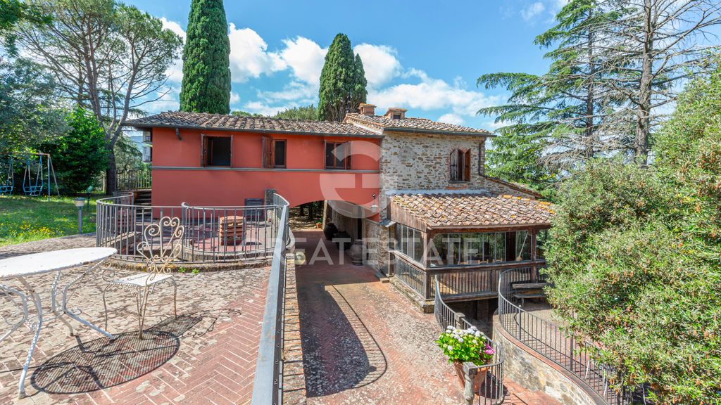 Property photo 1 of 61