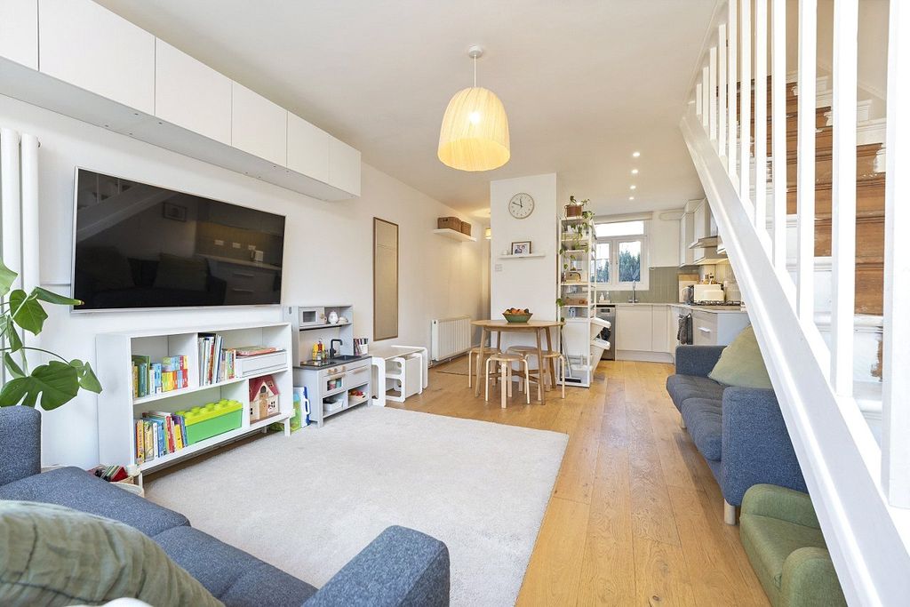 Property photo 1 of 14 Picture No. 06