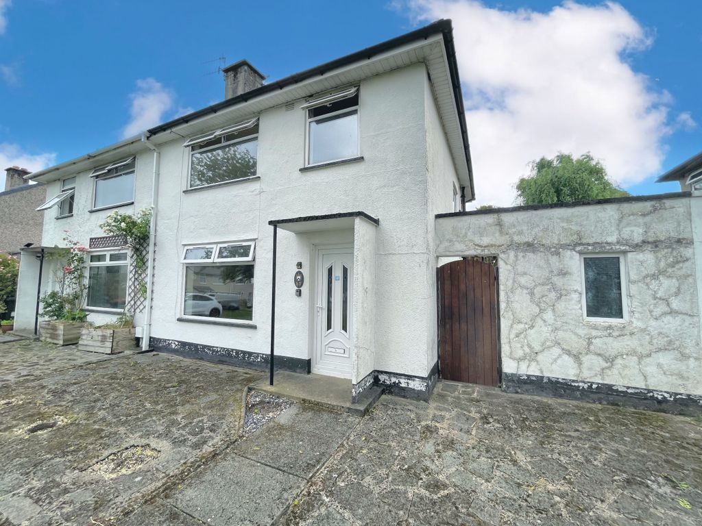 Property photo 1 of 23