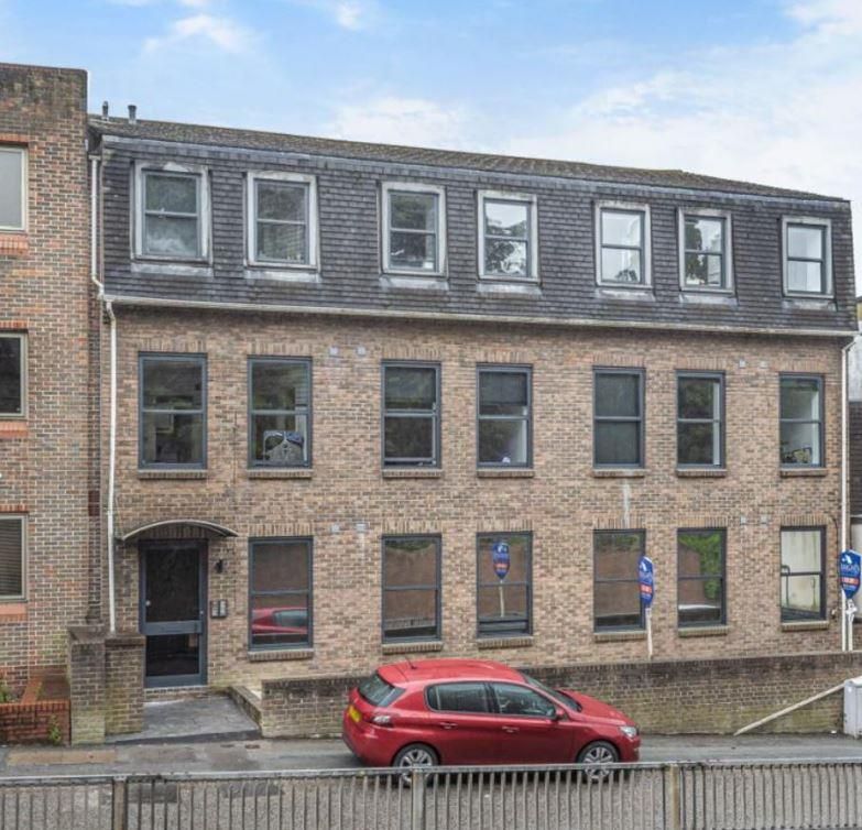 Property photo 3 of 9