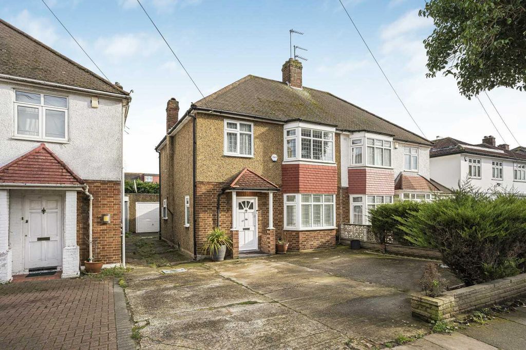 Property photo 1 of 17 26_72875.Jpg