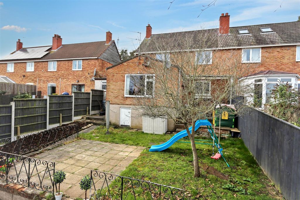 Property photo 3 of 23