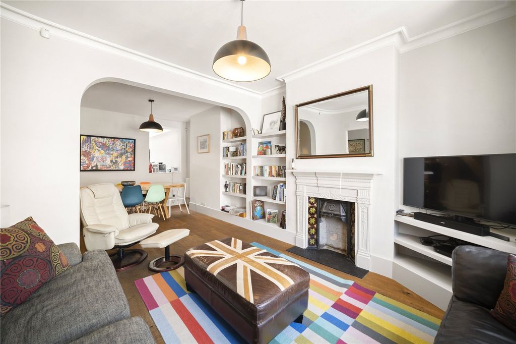 Property photo 3 of 14 Reception Room