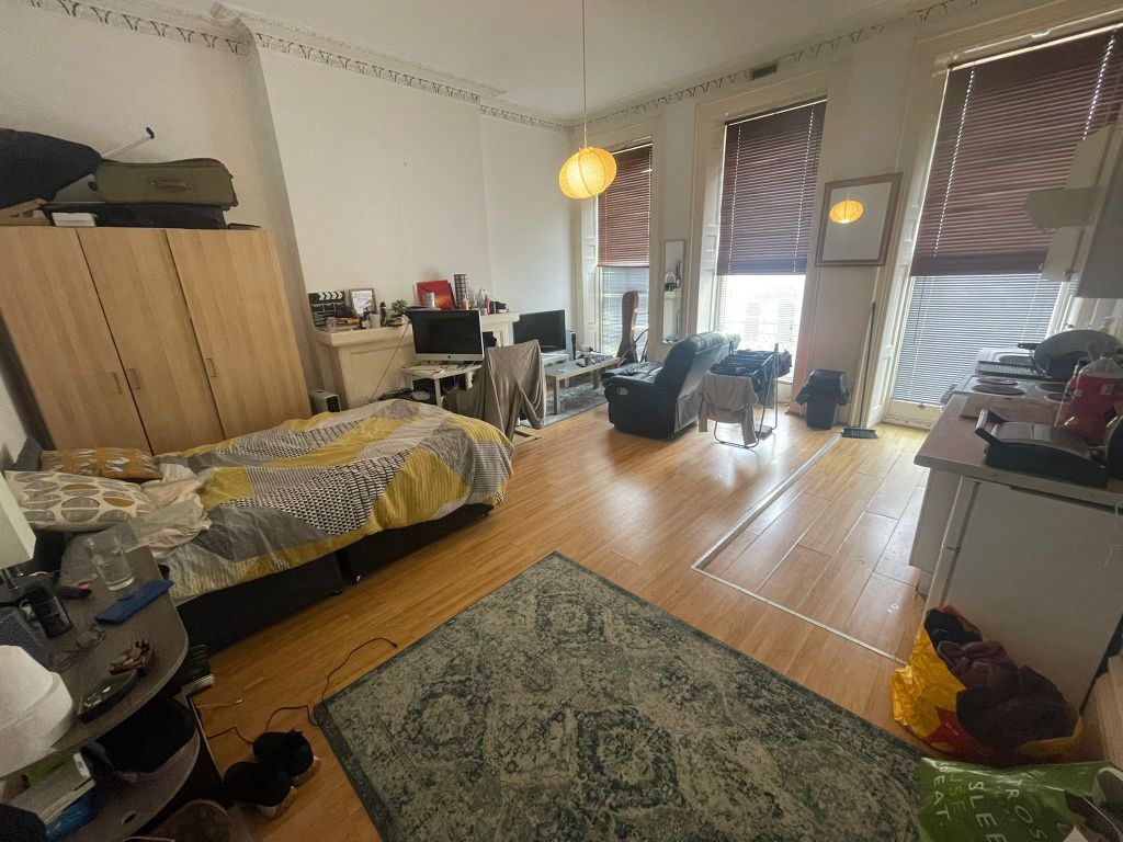 Property photo 3 of 4