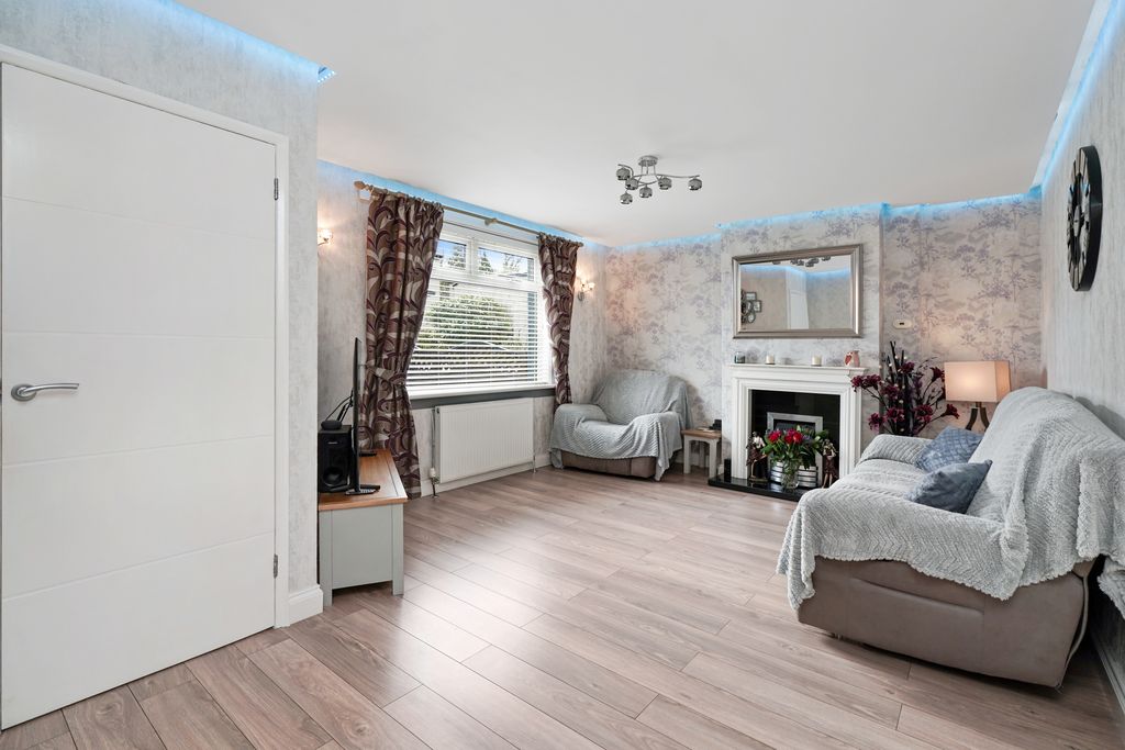 Property photo 2 of 17 Property Image 2