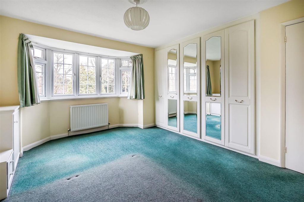 Property photo 3 of 19 Rustles-15.Jpg