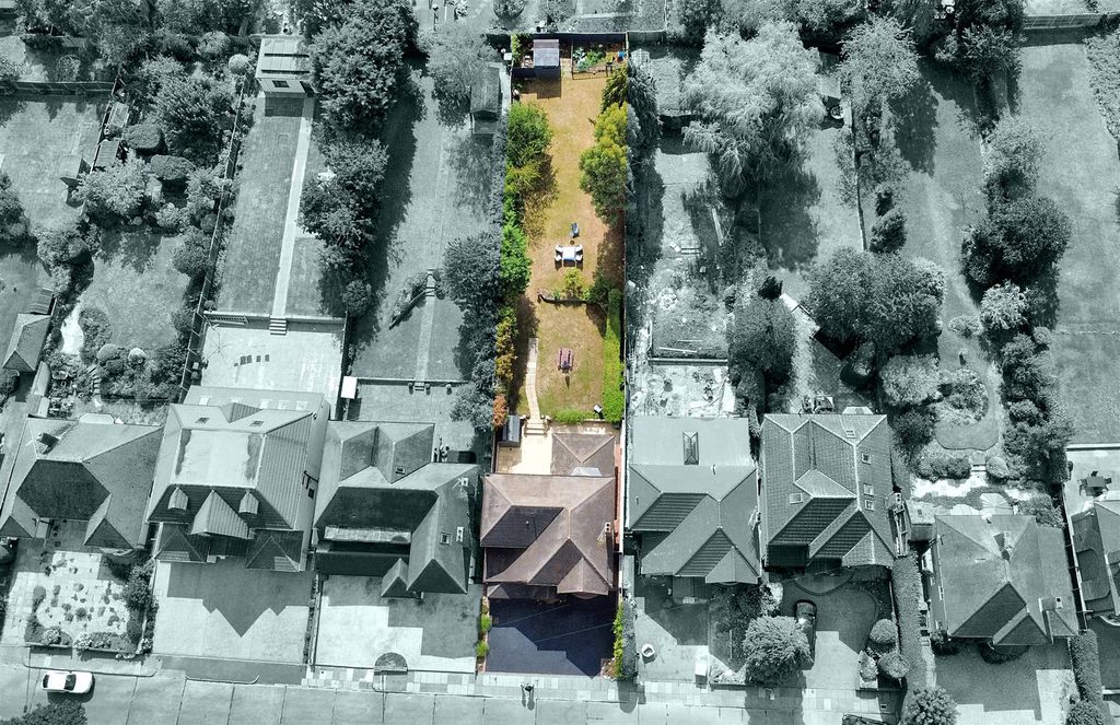 Property photo 2 of 28 Aerial.Jpg
