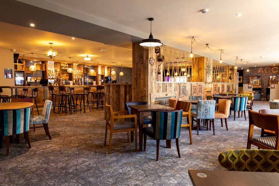 Property photo 3 of 5 Bar, Restaurant And Entertainment Venue