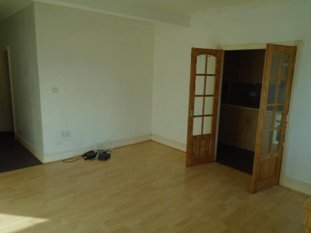 Property photo 2 of 5 Living Room